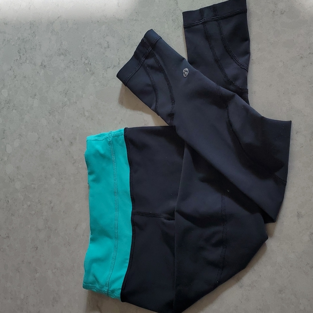 Lululemon crop leggings